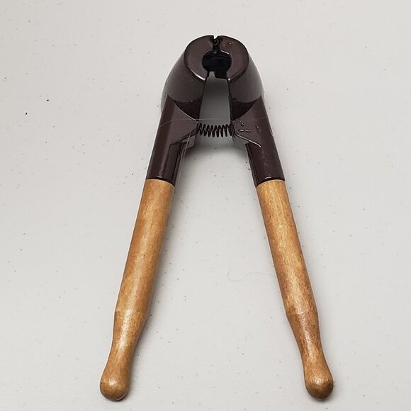 Nutcracker - Picture 2 of 3